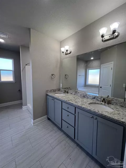 5385 Parkside Dr, Pace, FL 32571 photo 7