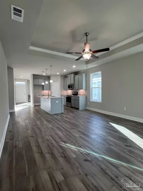 5385 Parkside Dr, Pace, FL 32571 photo 3