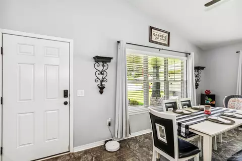 4308 Village Oak Ln, Pace, FL 32571 photo 5
