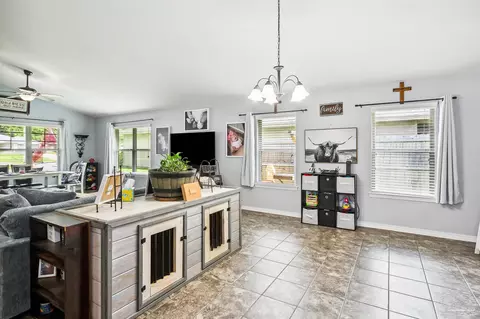 4308 Village Oak Ln, Pace, FL 32571 photo 7