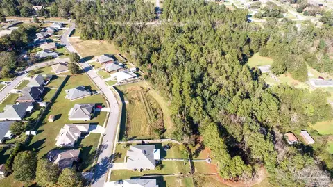 700 E Kingsfiled Rd, Cantonment, FL 32533 photo 11
