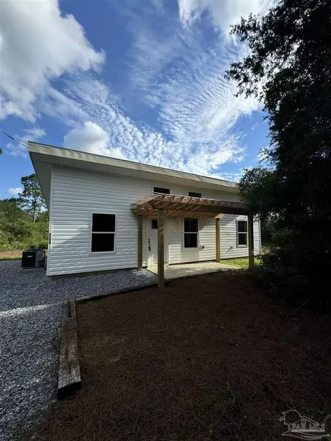 7159 Richard Ln Rd, Milton, FL 32583