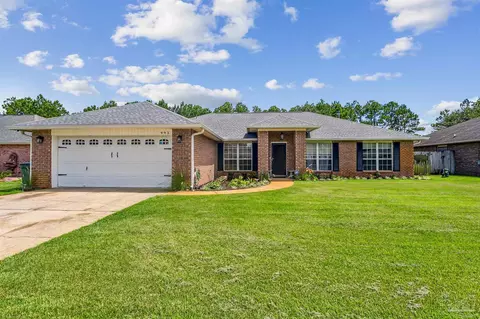 993 Lake Aire Dr, Pensacola, FL 32506