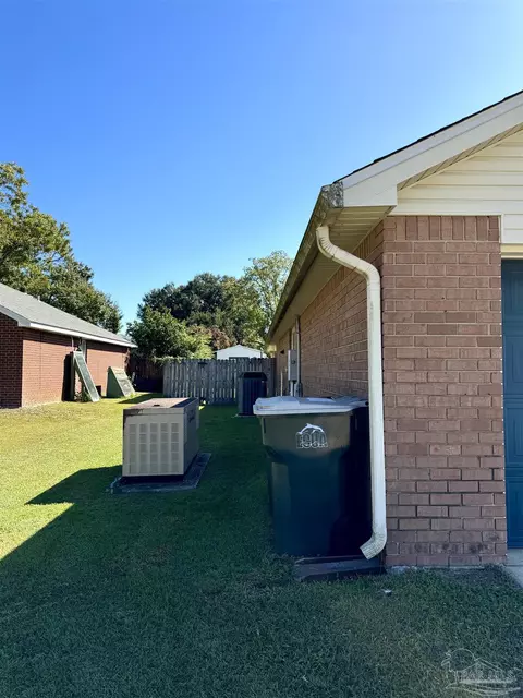 2312 Brightview Pl, Cantonment, FL 32533 photo 8
