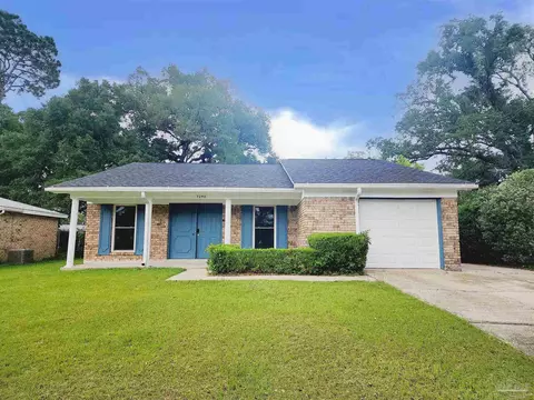 7040 Santa Barbara St, Pensacola, FL 32526