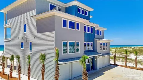 7307 Gulf Blvd, Navarre Beach, FL 32566