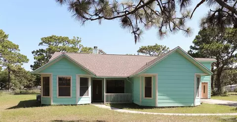 9126 Timber Ln, Navarre, FL 32566