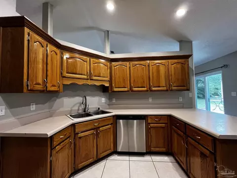 5704 Bronco Pl, Milton, FL 32570 photo 13