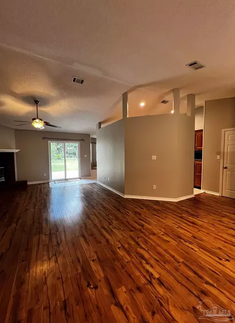 5704 Bronco Pl, Milton, FL 32570 photo 7