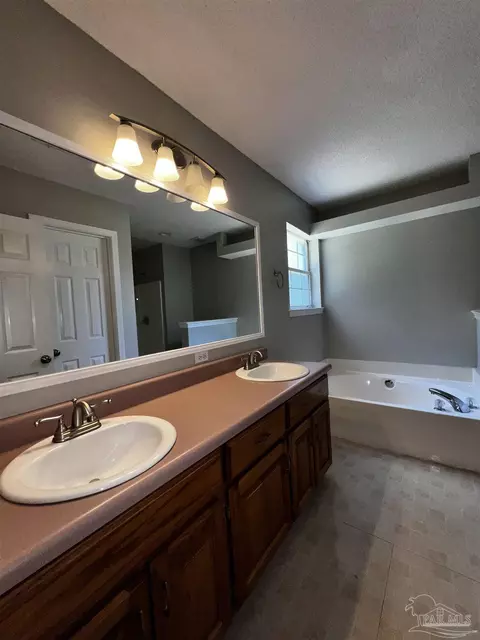 5704 Bronco Pl, Milton, FL 32570 photo 18