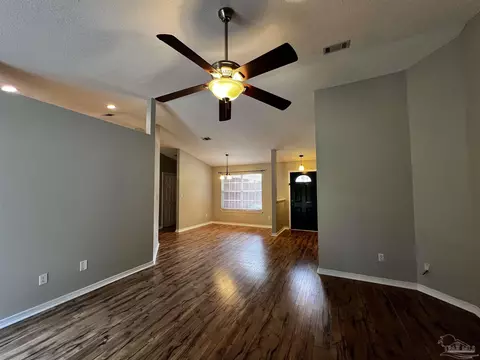 5704 Bronco Pl, Milton, FL 32570 photo 10