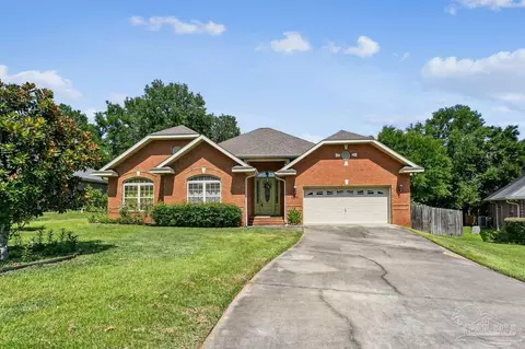 6026 Lancaster Ct, Pace, FL 32571 photo 2
