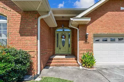 6026 Lancaster Ct, Pace, FL 32571 photo 3