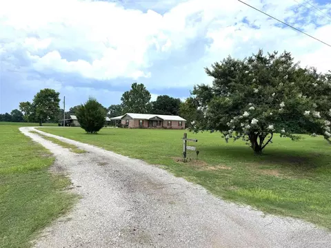 Exterior - 3790 Nowling Rd, Jay, FL 32565 photo 6 of 7
