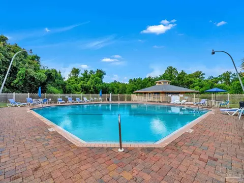 201 Pensacola Beach Rd #C 3, Gulf Breeze, FL 32561