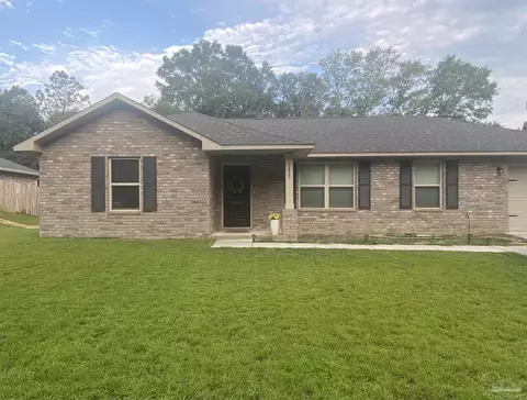 5479 Russell Dr, Milton, FL 32570