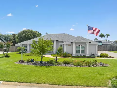 6019 Chandelle Cir, Pensacola, FL 32507