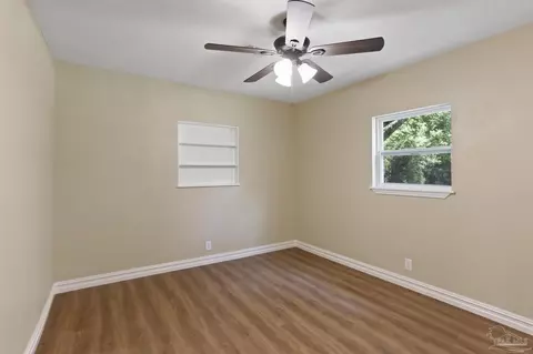 Bedroom - 4654 W Spencer Field Rd, Pace, FL 32571 photo 4 of 5