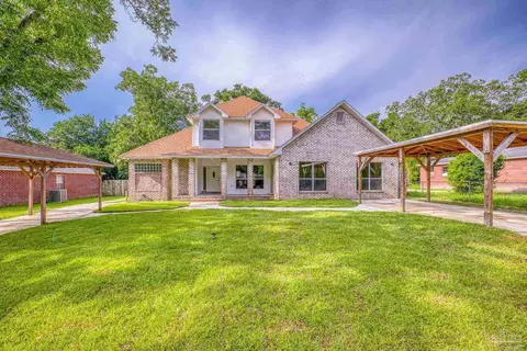 683 Bullard Ave, Pensacola, FL 32514