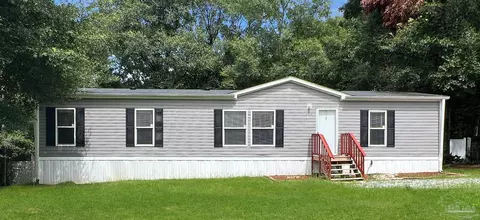 5260 Yancy Dr, Pace, FL 32571