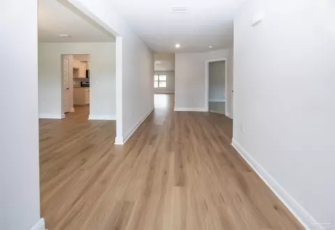 Entry Way - 6275 Pineapple Dr, Milton, FL 32570 photo 1 of 6