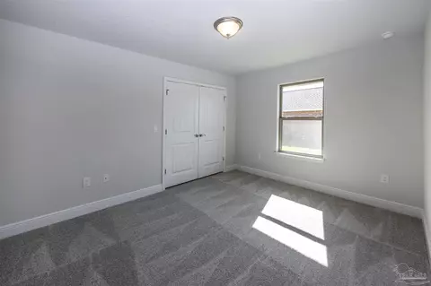 Bedroom - 6269 Pineapple Dr, Milton, FL 32570 photo 2 of 6