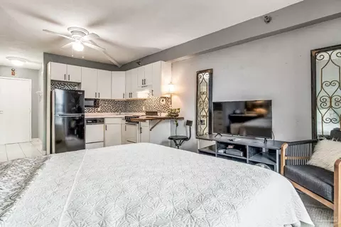 224 E Garden St #344, Pensacola, FL 32502