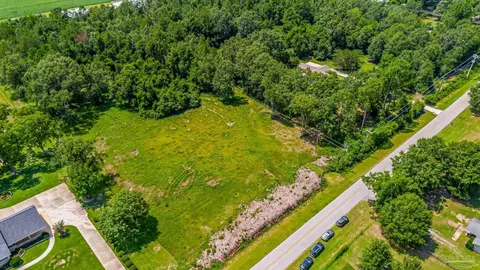 6400 Blk Chestnut Rd, Molino, FL 32577