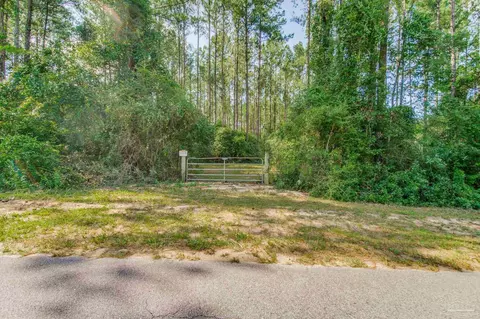 7085 Springhill Rd, Milton, FL 32570 photo 2