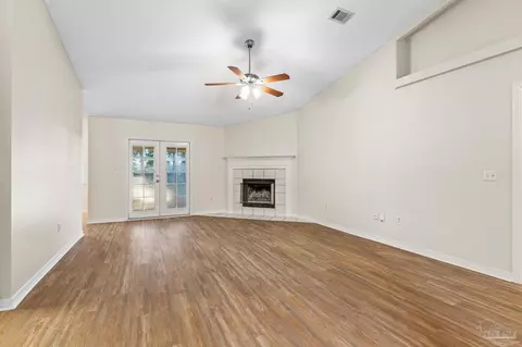 5077 Copperfield Dr, Pace, FL 32571 photo 4