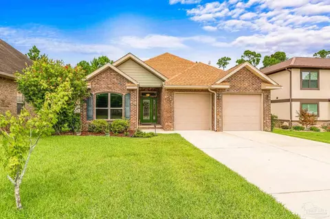 8765 Rush Ln, Pensacola, FL 32526
