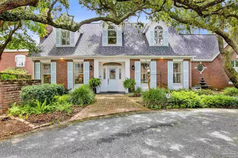 3335 Chantarene Dr, Pensacola, FL 32507