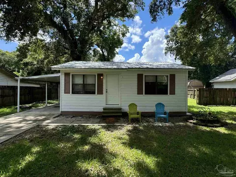 7917 Early Dr, Pensacola, FL 32534