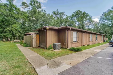 3378 Lodging Cir, Pace, FL 32571 photo 2