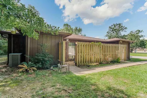 3378 Lodging Cir, Pace, FL 32571 photo 4