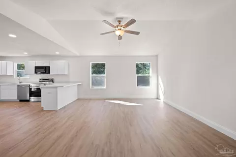 Living - 3284 Damon Dr, Milton, FL 32583 photo 1 of 6