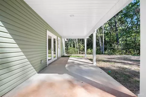 Exterior - 3284 Damon Dr, Milton, FL 32583 photo 6 of 7