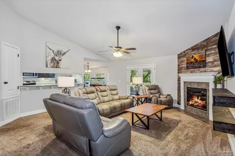 4419 Lisa Ln, Pace, FL 32571 photo 5