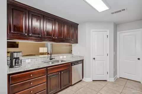 4419 Lisa Ln, Pace, FL 32571 photo 9