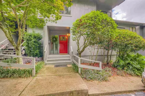 3 Hillbrook Way, Pensacola, FL 32503