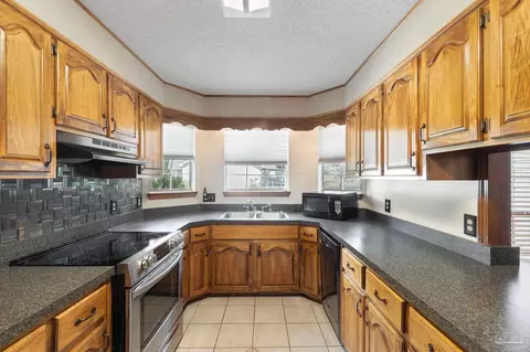 5309 Timothy Ln, Milton, FL 32570 photo 10