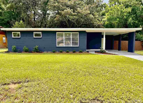 6905 Woodley Dr, Pensacola, FL 32503