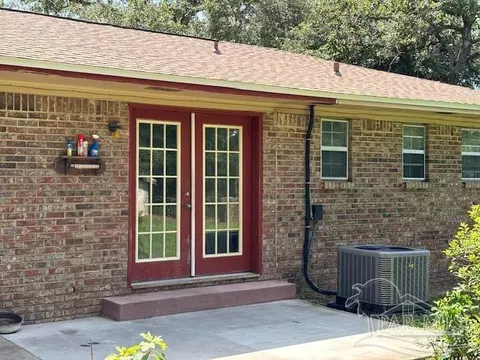 1221 Pinewood Ln, Crestview, FL 32539 photo 10