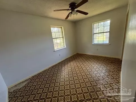 1221 Pinewood Ln, Crestview, FL 32539 photo 11