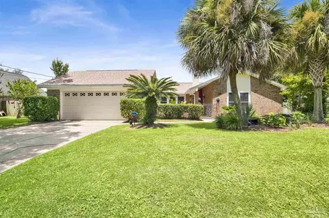 3650 Wimbledon Dr, Pensacola, FL 32504