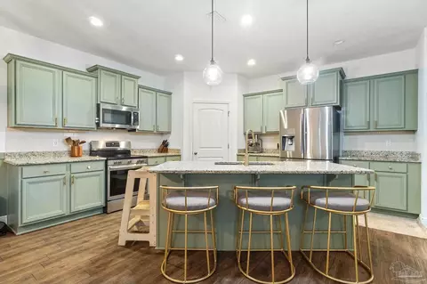 Kitchen - 5866 W Cambridge Way, Pace, FL 32571 photo 2 of 4