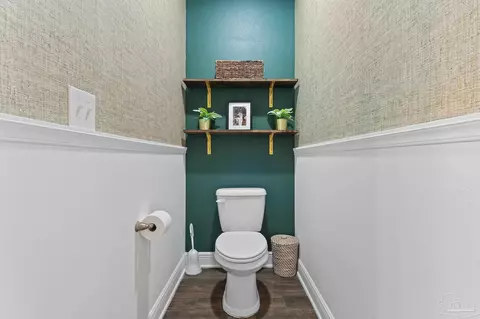 Bath - 5866 W Cambridge Way, Pace, FL 32571 photo 4 of 6
