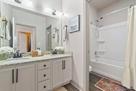Bath - 5866 W Cambridge Way, Pace, FL 32571 photo 5 of 6