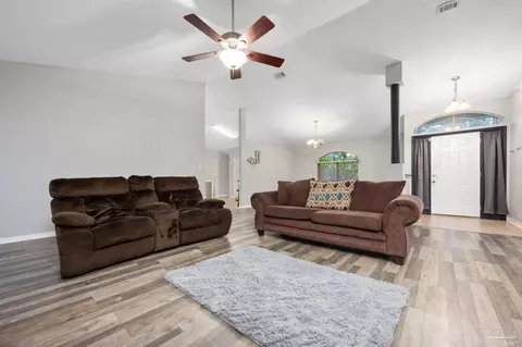 542 Northern Dancer, Crestview, FL 32539 photo 9