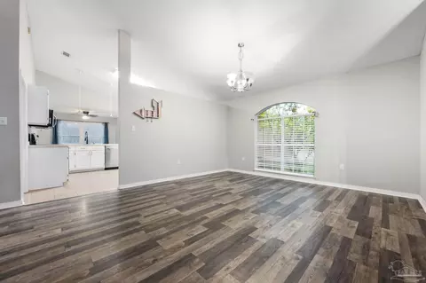 542 Northern Dancer, Crestview, FL 32539 photo 10